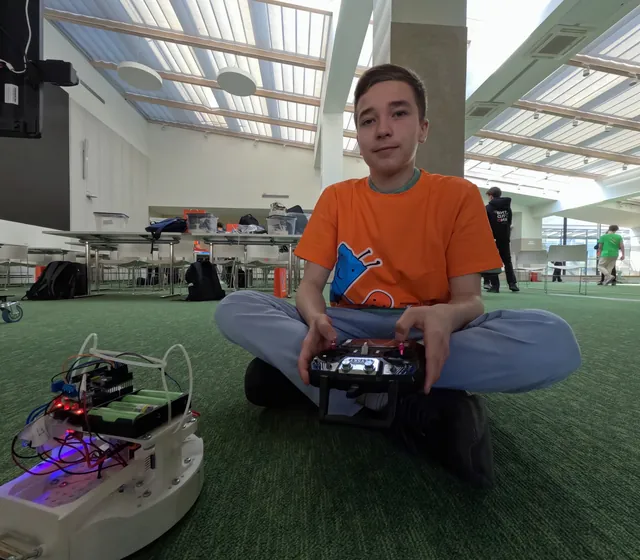 Classes at the &ldquo;My Robot&rdquo; club &mdash; photo 32